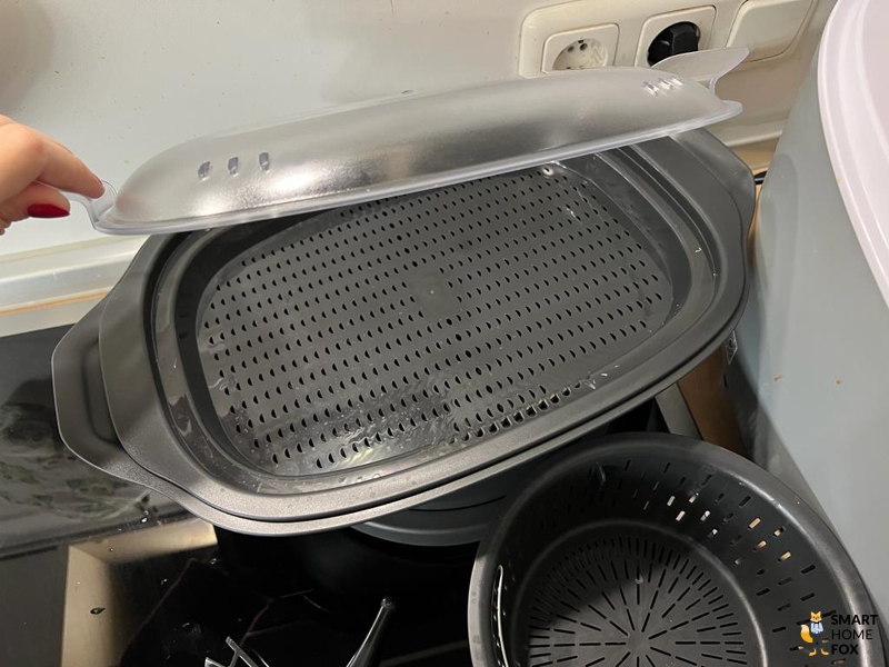 Man sieht den Dampfgaraufsatz des Monsieur Cuisine.